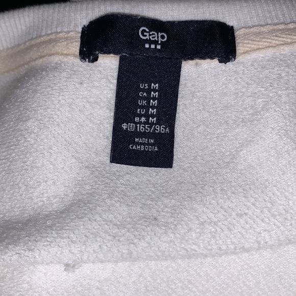 GAP Crewneck - Picture 2 of 2